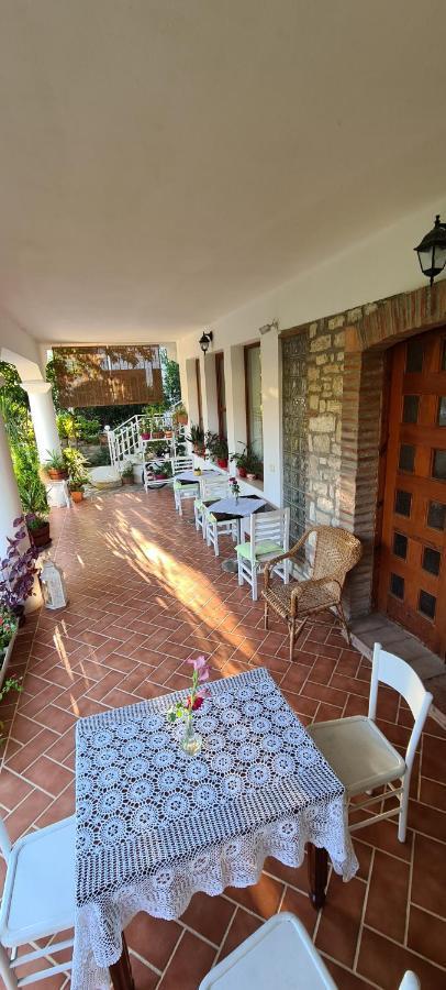 Veranda B&B Berat Luaran gambar