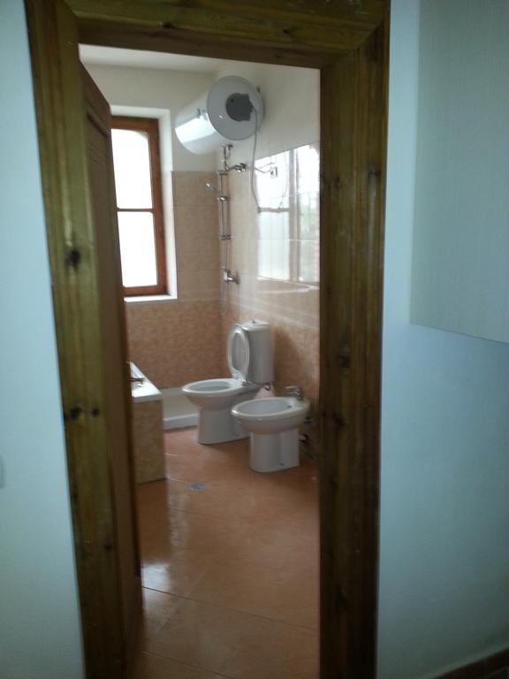 Veranda B&B Berat Bilik gambar